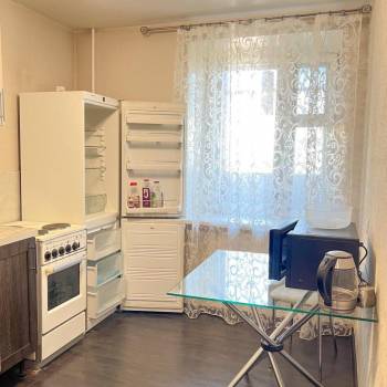 Сдается 1-комнатная квартира, 35 м²