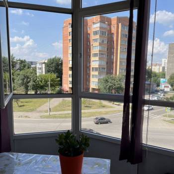 Сдается 1-комнатная квартира, 52 м²