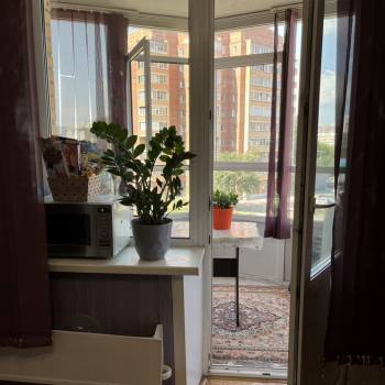 Сдается 1-комнатная квартира, 52 м²