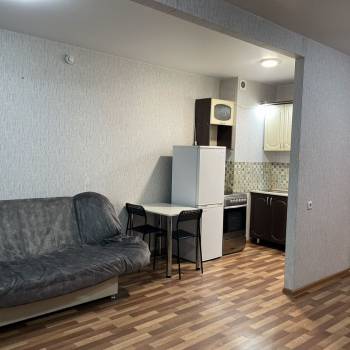 Сдается 1-комнатная квартира, 40 м²