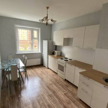 Сдается 2-х комнатная квартира, 61 м²