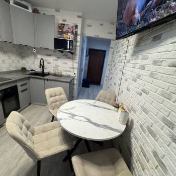 Продается 1-комнатная квартира, 35,9 м²