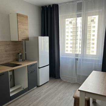 Сдается 1-комнатная квартира, 39 м²