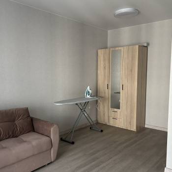 Сдается 1-комнатная квартира, 39 м²