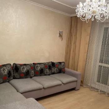 Сдается Многокомнатная квартира, 72 м²