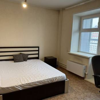 Сдается 1-комнатная квартира, 50 м²