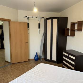 Сдается 1-комнатная квартира, 50 м²