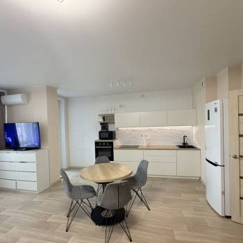 Продается 1-комнатная квартира, 42,6 м²