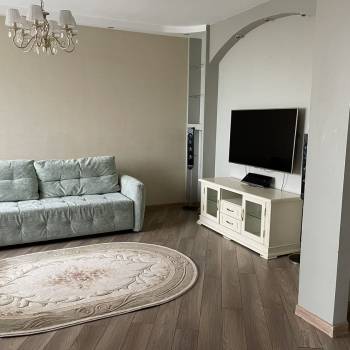 Сдается 2-х комнатная квартира, 70,4 м²
