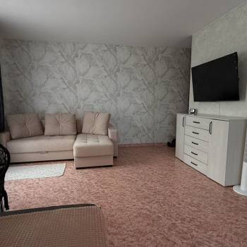 Продается 1-комнатная квартира, 41 м²