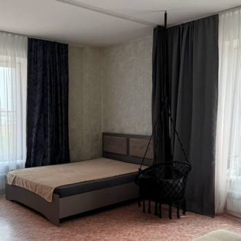 Продается 1-комнатная квартира, 41 м²