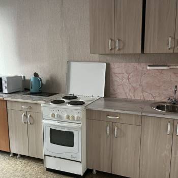 Сдается 1-комнатная квартира, 38 м²