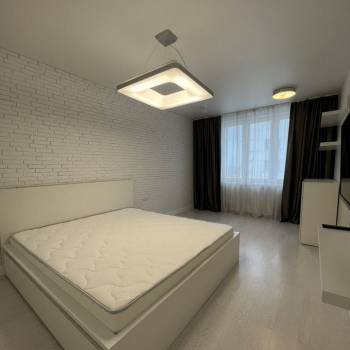 Сдается 1-комнатная квартира, 43 м²