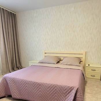 Сдается 2-х комнатная квартира, 64 м²