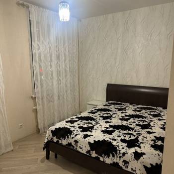 Сдается 1-комнатная квартира, 48 м²