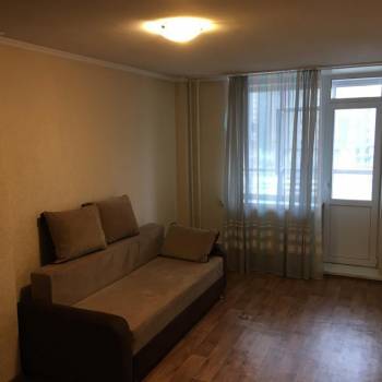 Сдается 1-комнатная квартира, 42 м²