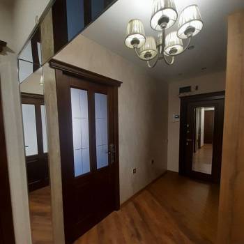 Продается 2-х комнатная квартира, 80,1 м²