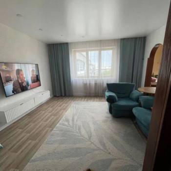 Продается Многокомнатная квартира, 79 м²