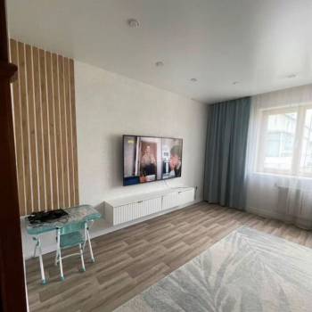 Продается Многокомнатная квартира, 79 м²