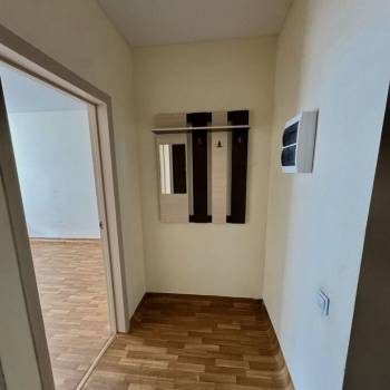 Продается 1-комнатная квартира, 34 м²