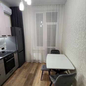 Сдается 1-комнатная квартира, 44 м²