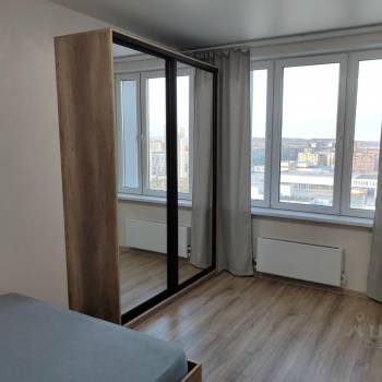 Сдается 1-комнатная квартира, 37 м²