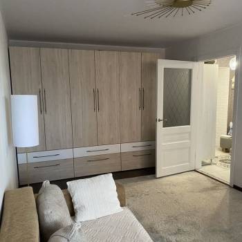 Сдается 1-комнатная квартира, 36 м²