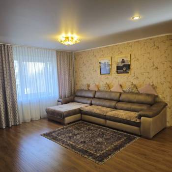 Сдается Многокомнатная квартира, 110 м²