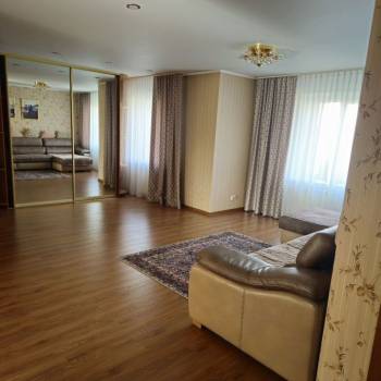 Сдается Многокомнатная квартира, 110 м²