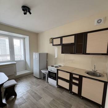Сдается 1-комнатная квартира, 40,7 м²
