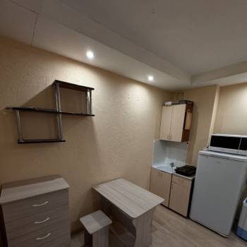 Сдается 1-комнатная квартира, 13 м²