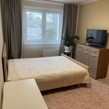 Сдается 1-комнатная квартира, 47 м²