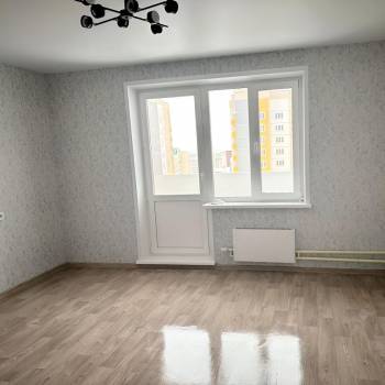 Сдается 1-комнатная квартира, 42 м²