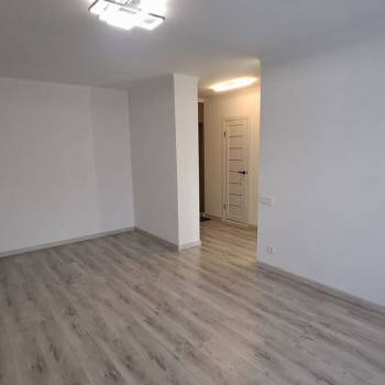Продается 1-комнатная квартира, 37 м²