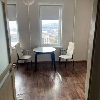 Сдается 1-комнатная квартира, 41 м²