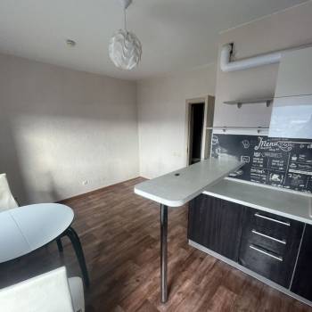 Сдается 1-комнатная квартира, 41 м²
