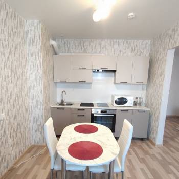 Сдается 1-комнатная квартира, 40,7 м²