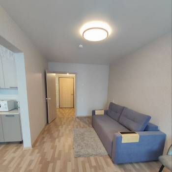 Сдается 1-комнатная квартира, 40,7 м²