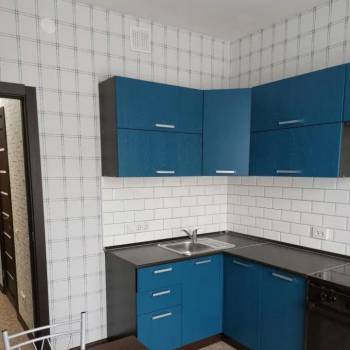 Сдается 1-комнатная квартира, 38 м²