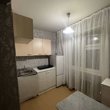 Сдается 1-комнатная квартира, 35 м²