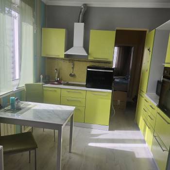 Продается 1-комнатная квартира, 38 м²
