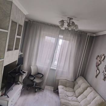 Продается 1-комнатная квартира, 38 м²