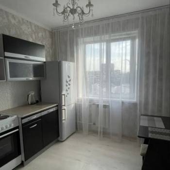 Продается 1-комнатная квартира, 32 м²