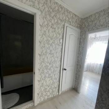 Продается 1-комнатная квартира, 32 м²