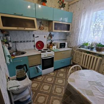 Продается 3-х комнатная квартира, 64 м²