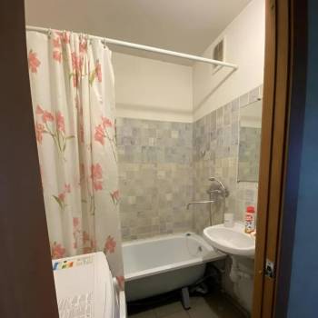 Сдается 1-комнатная квартира, 42 м²