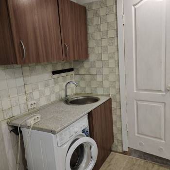 Продается 1-комнатная квартира, 10,5 м²