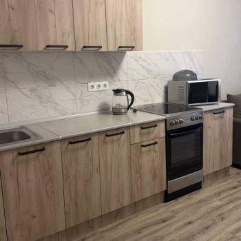Сдается 1-комнатная квартира, 42 м²