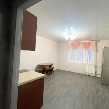 Сдается 1-комнатная квартира, 56,7 м²