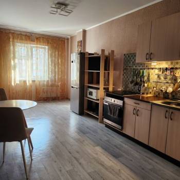 Сдается 1-комнатная квартира, 47 м²